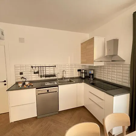Apartment Olivaparts