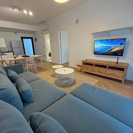 Apartment Olivaparts